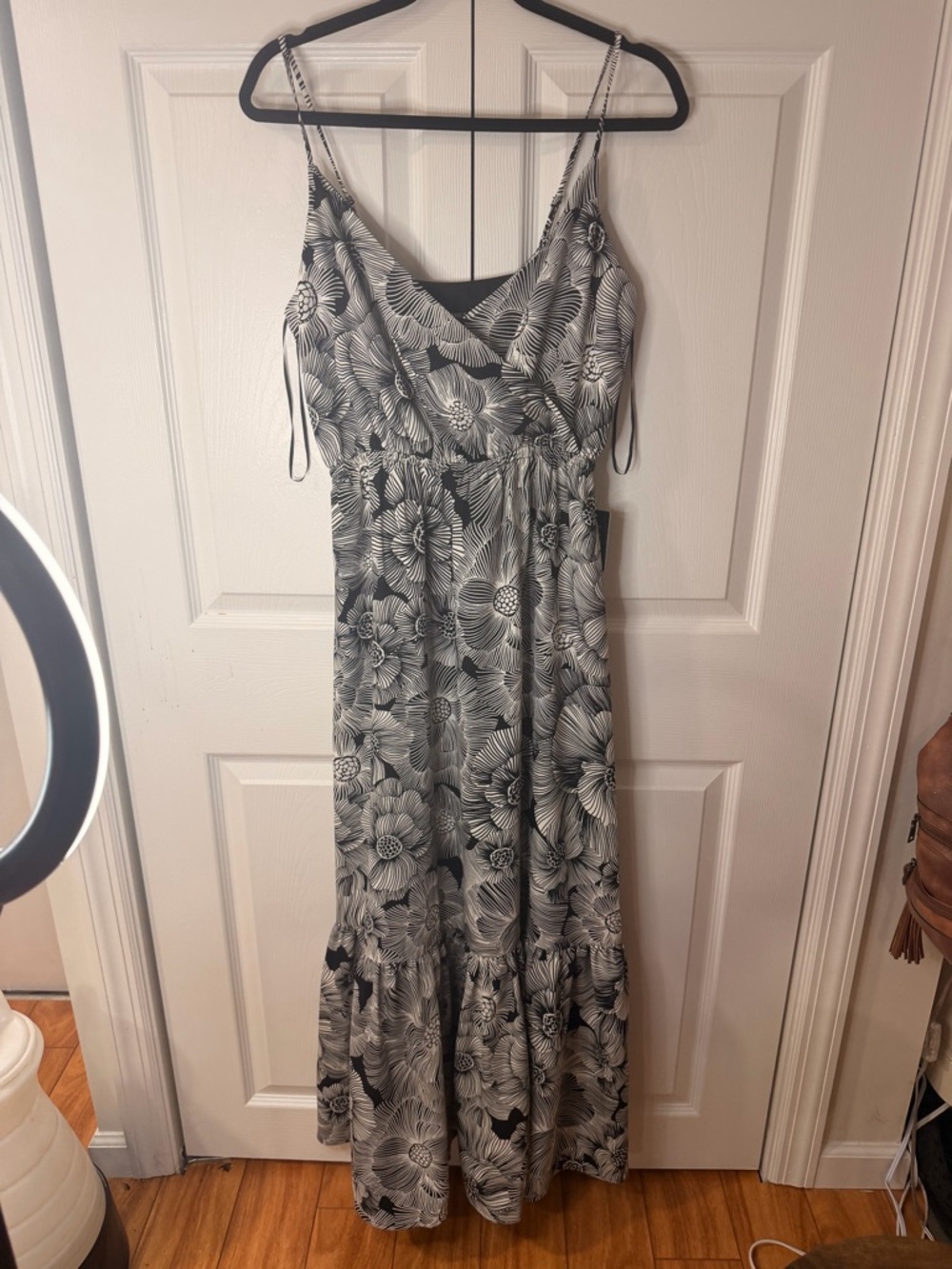 Express Black & White Floral Spaghetti-Strap Maxi Dress